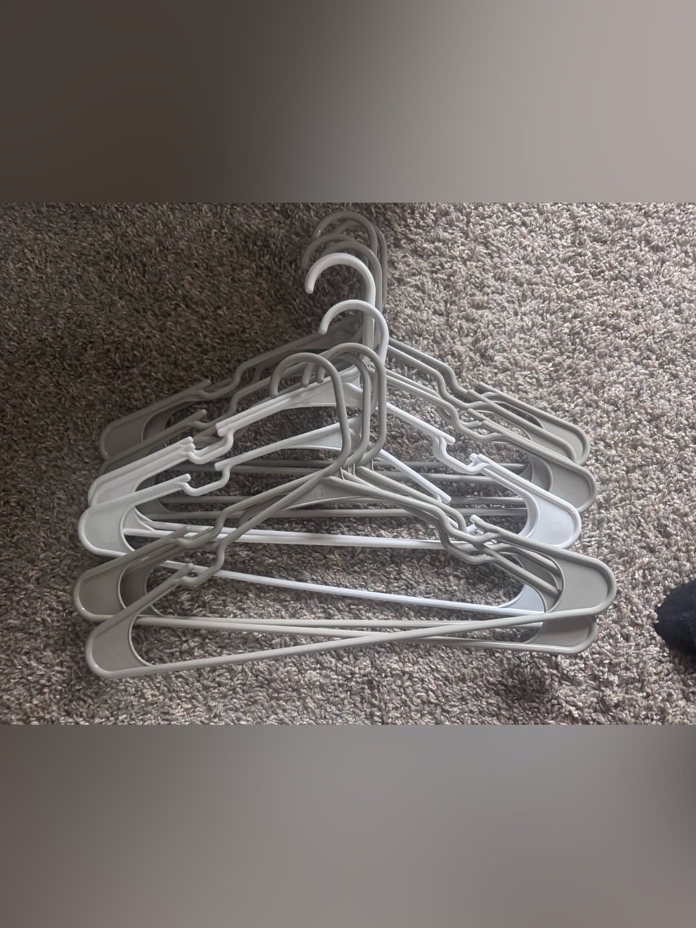 Set of 20 hangers